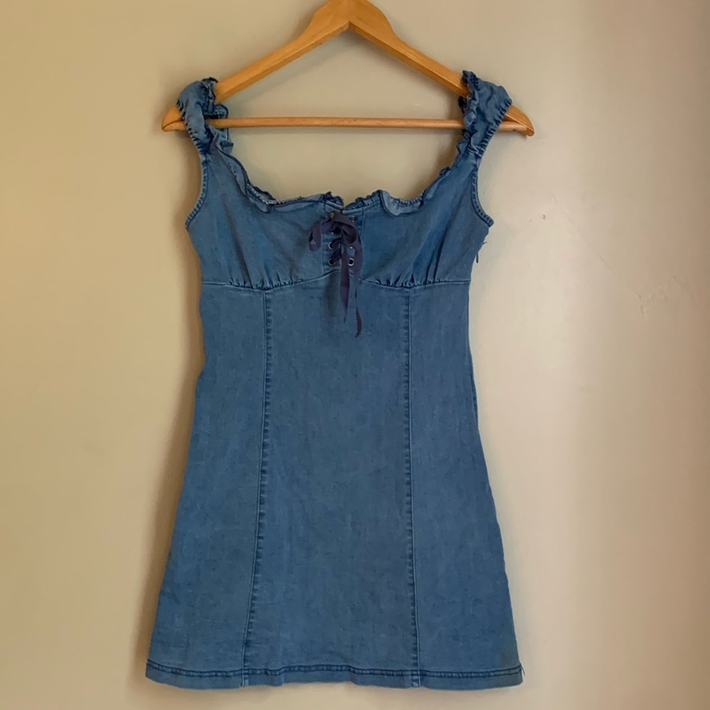 Urban Outfitters Nayda Denim jean Mini Dress Lace Up Sweetheart Neckline - Picture 1 of 11